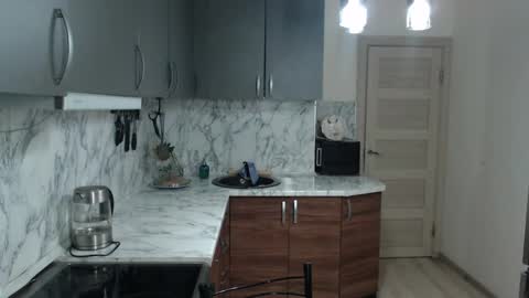 Snapshot of _mamma_mia_ chatting on February 2025 10:20:02 PM Kate online show from February 2025 10:20:02 PM