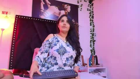_marcela__ online show from February 2026 12:26:01 PM
