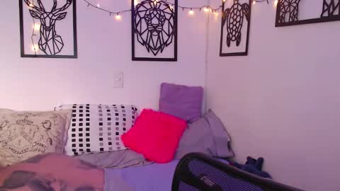 Marce  online show from March 2025 07:37:02 PM