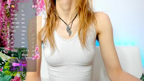 Snapshot of _mari_so chatting on May 2026 12:12:01 PM Scarlett online show from May 2026 12:12:01 PM
