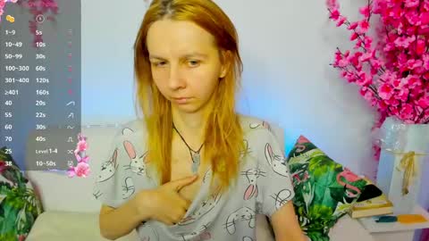 Snapshot of _mari_so chatting on May 2026 11:06:01 AM Scarlett online show from May 2026 11:06:01 AM