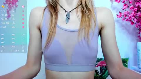 Snapshot of _mari_so chatting on August 2026 09:25:01 PM Scarlett online show from August 2026 09:25:01 PM