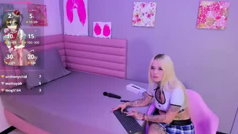 Snapshot of _mariangel1 chatting on June 2026 04:37:02 AM _mariangel1 online show from June 2026 04:37:02 AM
