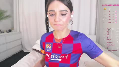 Mari online show from January 2025 01:10:01 PM