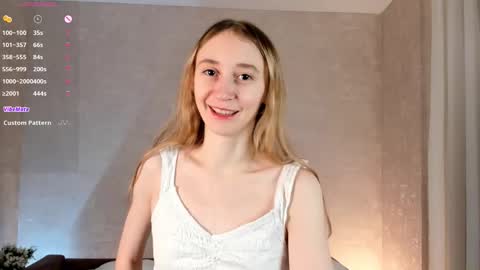  Gwen  online show from November 2025 03:38:02 AM