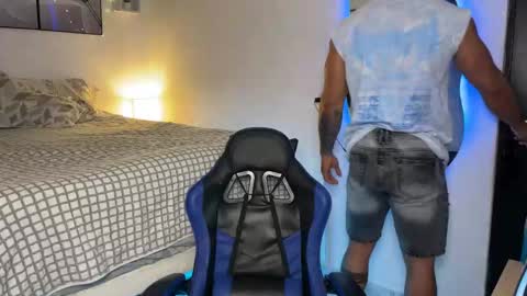 ninik online show from January 2026 05:06:02 PM