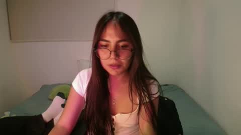 max and abby online show from April 2026 02:17:02 AM