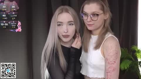 Elva and Kate  online show from September 2025 07:29:01 AM