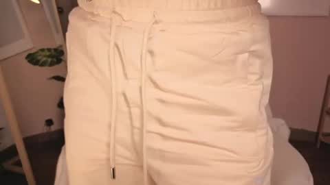 Megan online show from September 2025 06:42:02 PM