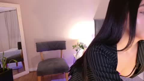 Snapshot of _megaan__ chatting on May 2026 12:02:02 PM Megan online show from May 2026 12:02:02 PM