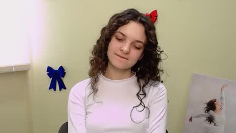 Susie online show from February 2025 10:59:01 AM