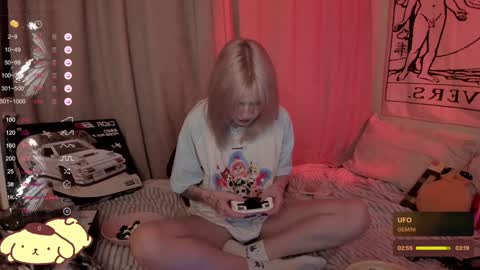 Snapshot of _meowmiko__ chatting on January 2025 10:40:02 PM miko3 online show from January 2025 10:40:02 PM