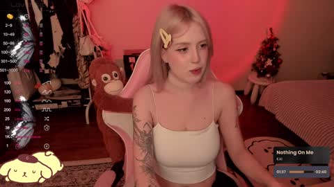 Snapshot of _meowmiko__ chatting on January 2025 08:43:01 PM miko3 online show from January 2025 08:43:01 PM