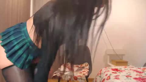 Snapshot of _mia_angel17 chatting on January 2025 11:48:01 PM MIA online show from January 2025 11:48:01 PM