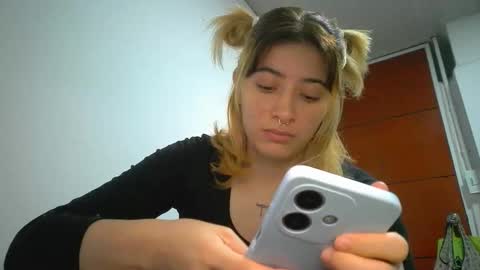 Mia-foster online show from March 2026 11:52:02 PM