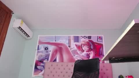 Snapshot of _miia_sweet chatting on December 2024 12:07:02 PM Paula online show from December 2024 12:07:02 PM