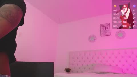 Snapshot of _miia_sweet chatting on October 2025 11:19:01 AM Paula online show from October 2025 11:19:01 AM