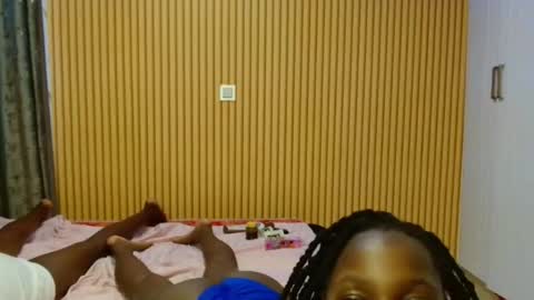 Milah online show from November 2025 04:45:02 AM