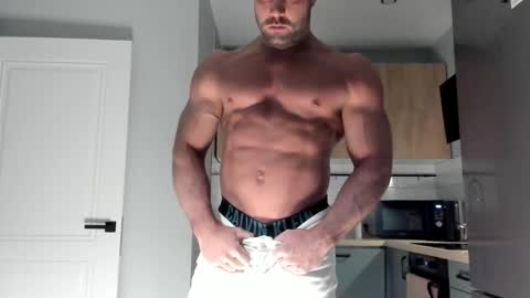 Snapshot of _miles19 chatting on November 2025 08:58:01 PM _miles19 online show from November 2025 08:58:01 PM