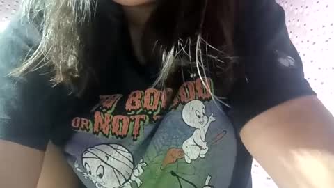 Snapshot of _milkytitsmomxx_ chatting on December 2024 04:52:01 PM _milkytitsmomxx_ online show from December 2024 04:52:01 PM