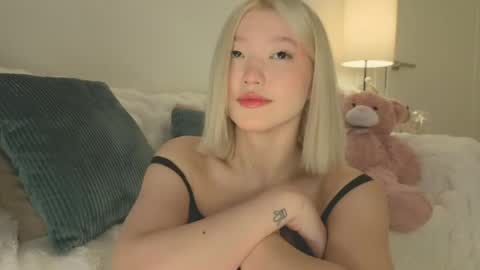 Kim online show from March 2026 05:02:01 AM