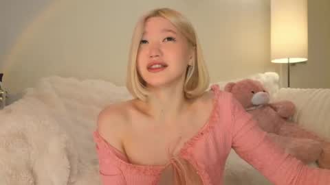 Snapshot of _milli_sun chatting on June 2026 05:14:01 AM Kim online show from June 2026 05:14:01 AM