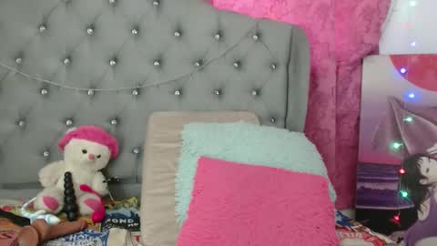 _mindy_moon online show from February 2026 12:05:02 PM