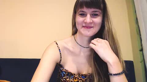 Snapshot of _minnie_boo_ chatting on December 2024 10:38:02 AM Boo online show from December 2024 10:38:02 AM