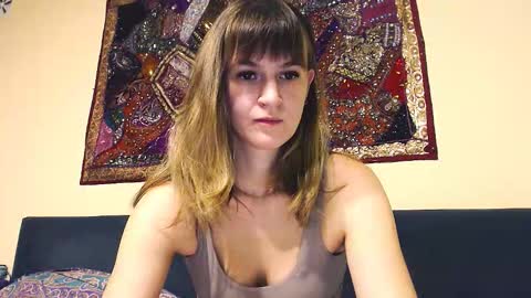 Snapshot of _minnie_boo_ chatting on September 2025 07:58:02 PM Boo online show from September 2025 07:58:02 PM