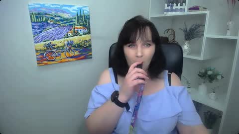 Snapshot of _miranda_sun chatting on December 2025 12:43:02 PM Miranda online show from December 2025 12:43:02 PM