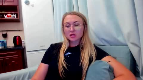 Eva online show from September 2025 06:41:02 PM