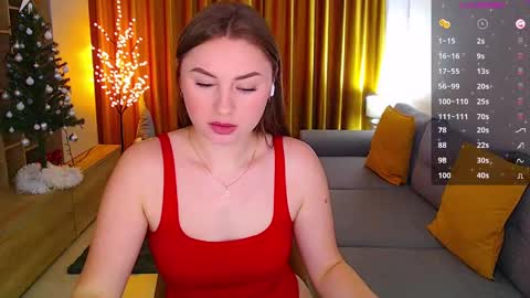 Mia online show from December 2024 11:06:02 AM