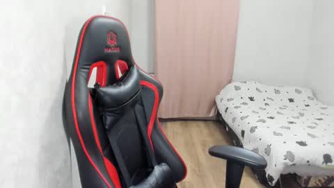 Snapshot of _miss_nikki_ chatting on January 2025 02:14:01 PM Nikalina online show from January 2025 02:14:01 PM