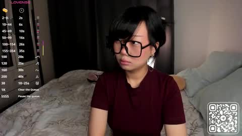 Snapshot of _molly_molly_molly_ chatting on October 2025 02:15:01 PM _molly_molly_molly_ online show from October 2025 02:15:01 PM