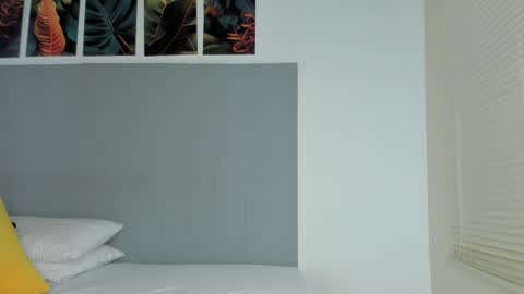 Snapshot of _molly_rosse_ chatting on October 2025 12:25:01 PM _molly_rosse_ online show from October 2025 12:25:01 PM