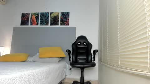 _molly_rosse_ online show from February 2026 12:22:02 PM