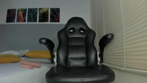 _molly_rosse_ online show from February 2026 11:39:01 AM