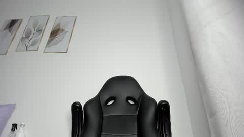 Snapshot of _molly_rosse_ chatting on July 2026 12:00:02 PM _molly_rosse_ online show from July 2026 12:00:02 PM