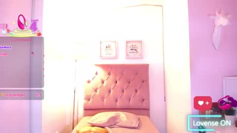 nahomi  online show from October 2025 12:47:01 AM