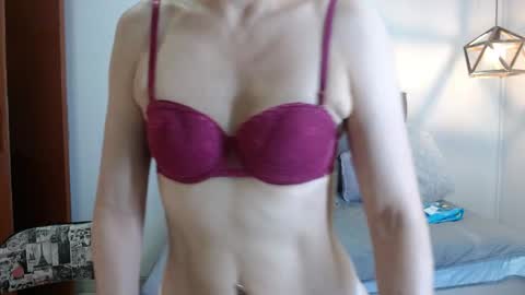 Snapshot of _naomi_s chatting on September 2025 01:57:02 PM _naomi_s online show from September 2025 01:57:02 PM