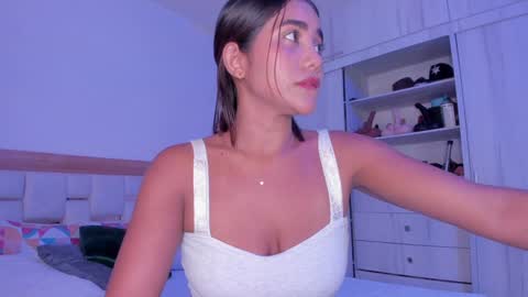 Snapshot of _natasha18_ chatting on January 2025 07:13:02 PM Natasha online show from January 2025 07:13:02 PM