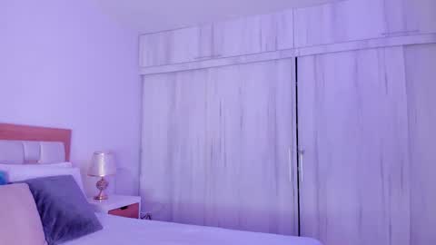 Snapshot of _natasha18_ chatting on October 2025 10:05:02 AM Natasha online show from October 2025 10:05:02 AM