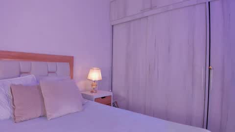 Snapshot of _natasha18_ chatting on December 2025 10:46:02 AM Natasha online show from December 2025 10:46:02 AM