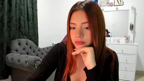 Nathalia online show from April 2026 04:06:01 AM