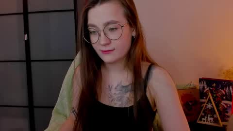 Mia with a big heart  online show from February 2025 03:51:01 AM