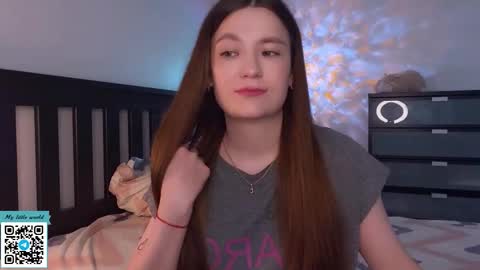 Mia with a big heart  online show from September 2025 10:37:01 AM