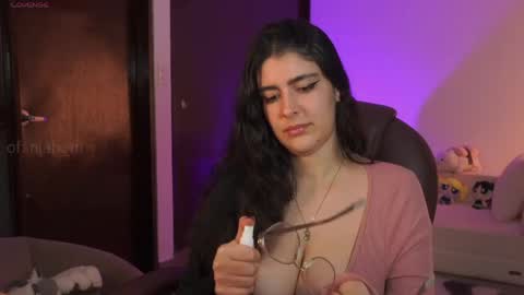 NiniHelp me by giving my show a thumbs up online show from May 2026 11:45:01 PM