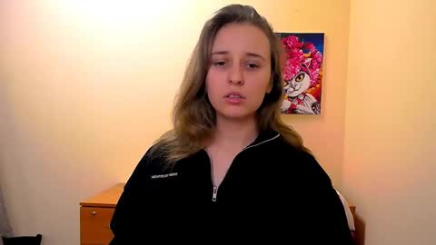 Snapshot of _nicole_new chatting on March 2025 05:00:02 PM Nica online show from March 2025 05:00:02 PM