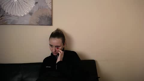 Snapshot of _nicole_new chatting on December 2025 04:01:02 PM Nica online show from December 2025 04:01:02 PM