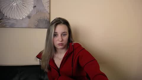 Snapshot of _nicole_new chatting on December 2025 09:58:02 AM Nica online show from December 2025 09:58:02 AM